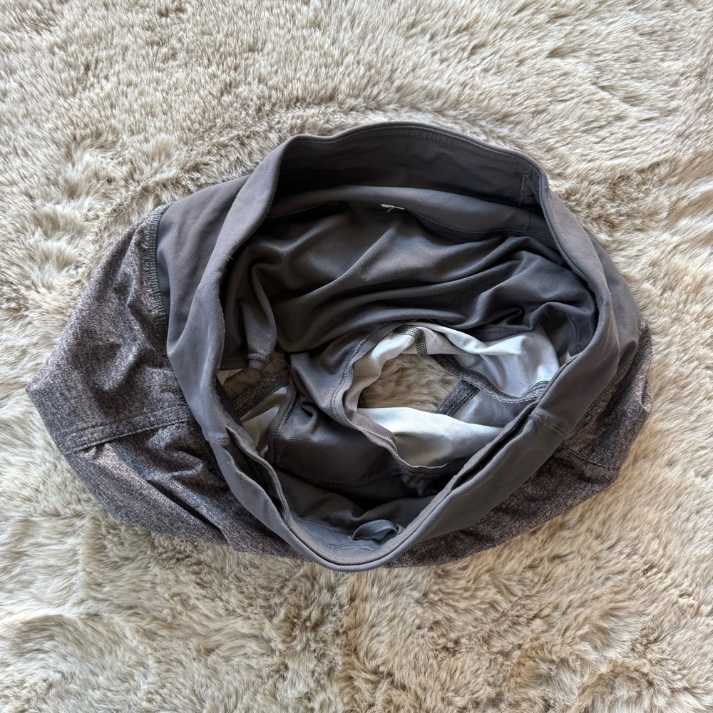 Lululemon Run Times Short II *4 Size 6 - Picture 5 of 5